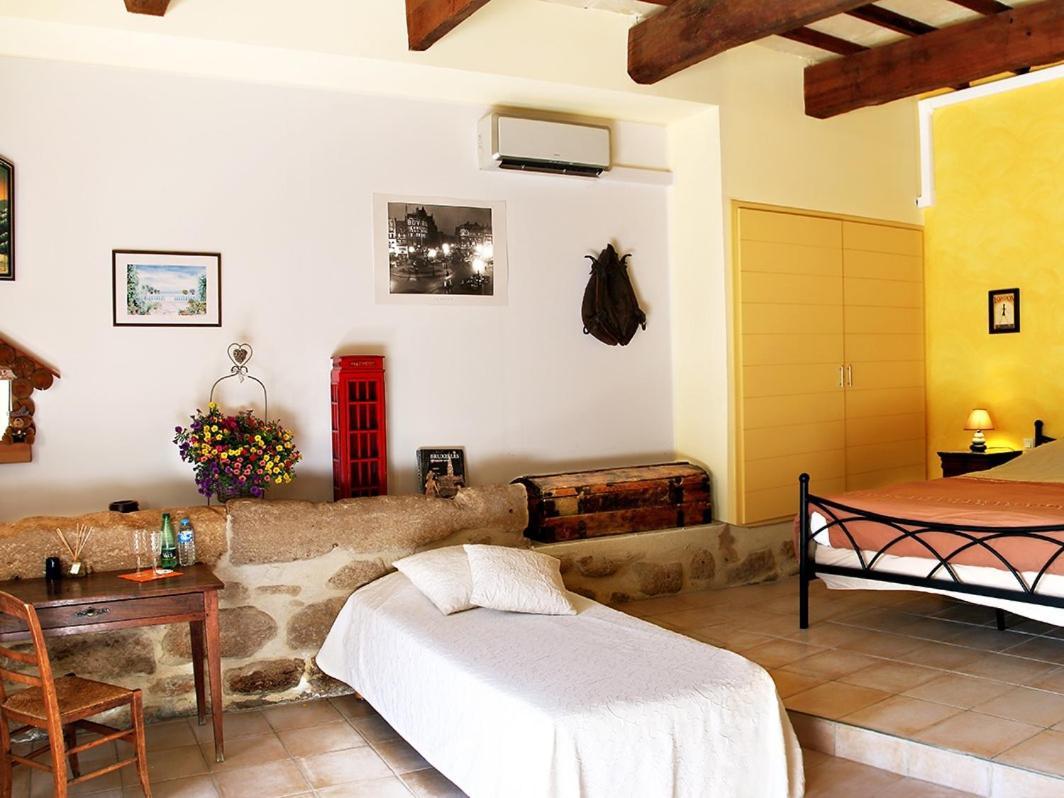 Le Clos De La Tuiliere Grignan Kamer foto
